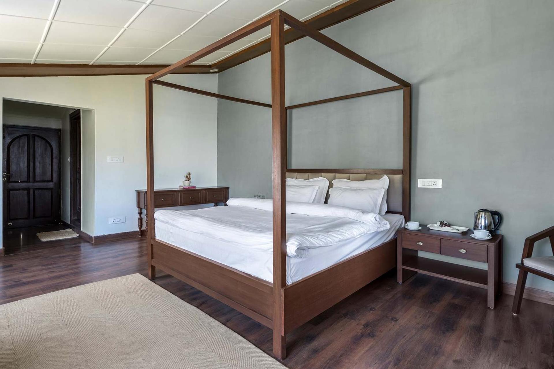 StayVista at Pine Estate Shimla Exterior foto